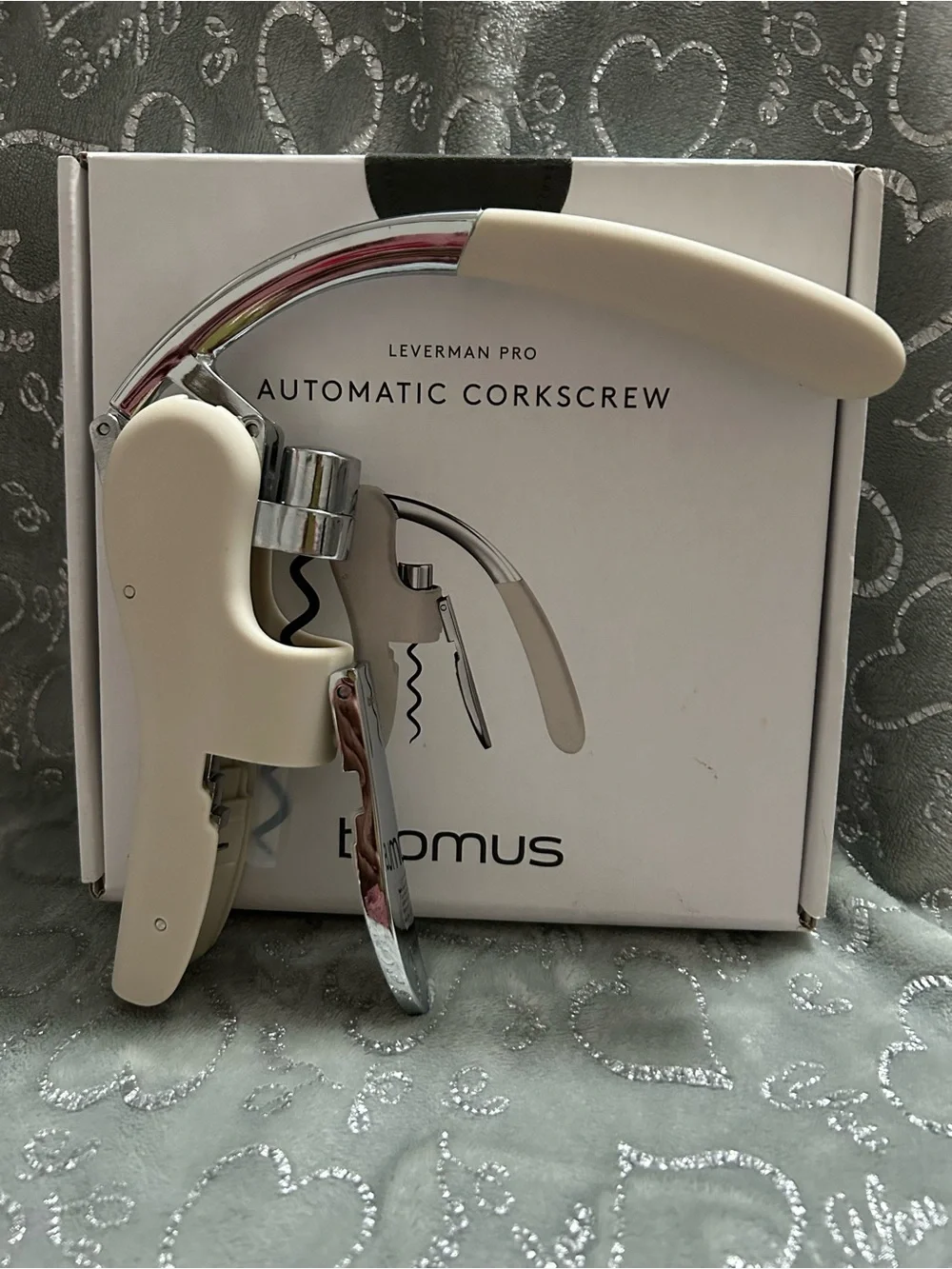 NWT Blomus, 6”, Cream Lever Wine Bottle Opener with Corkscrew
